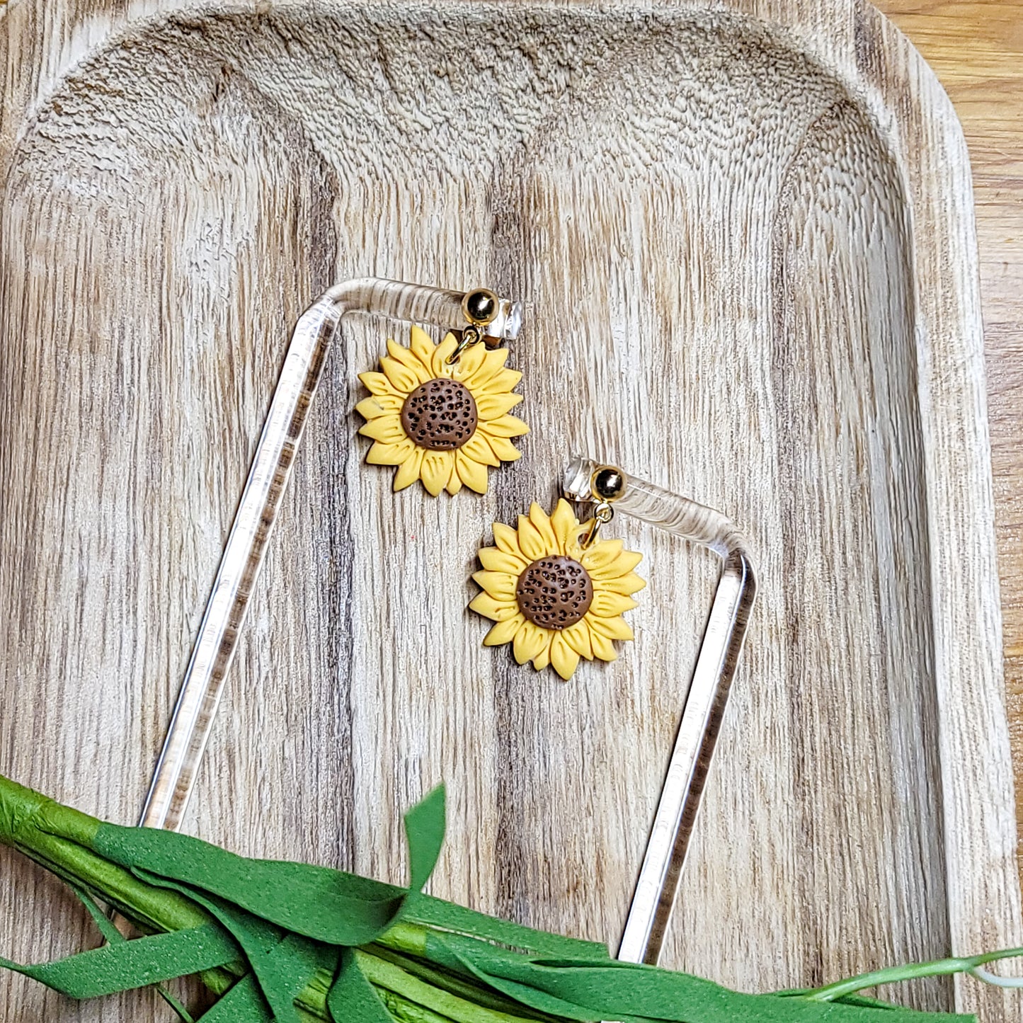 Sunflower dangles